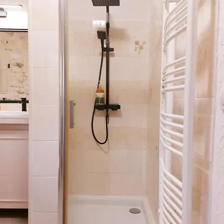 Pensjonat Chambre Aramis *